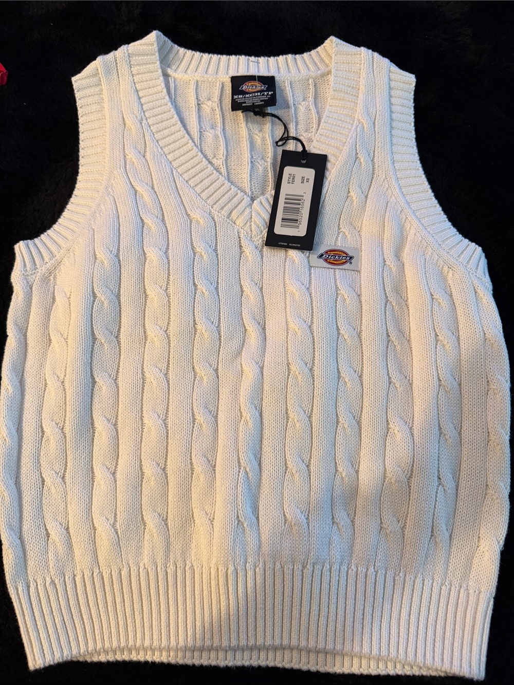 Dickies Men’s White Cable Knit V-Neck Sweater Vest - Logo Patch
